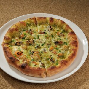 Мидийная пиццы с мясом мидий